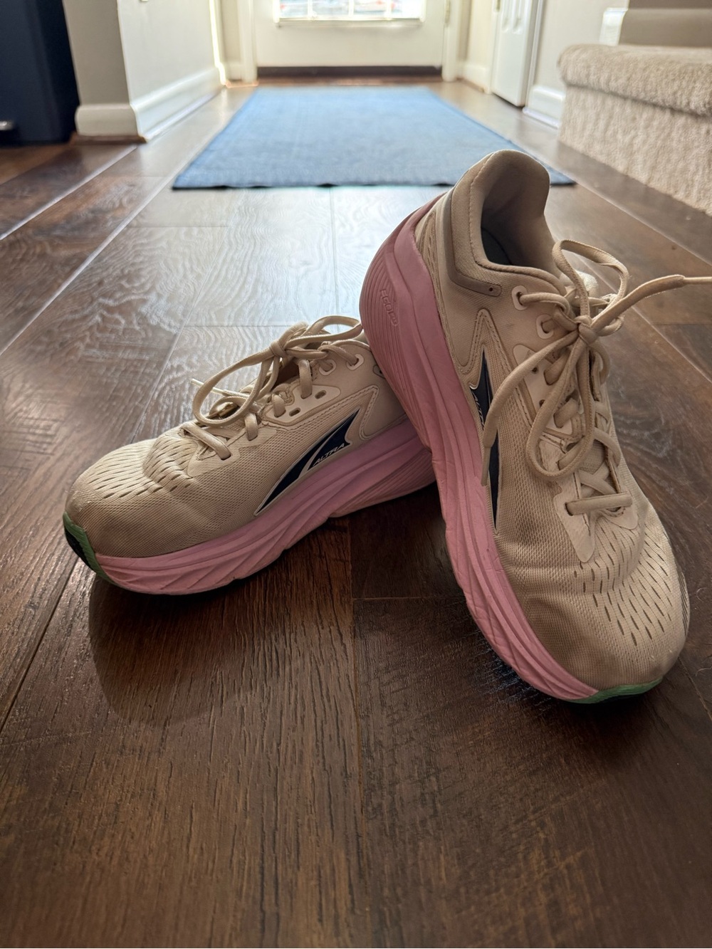 Altra Women’s Olympus Running Shoe